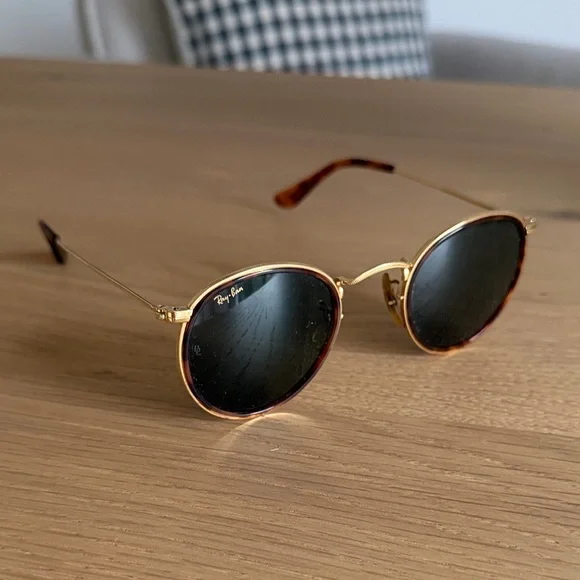 VINTAGE B&L RAY BAN SMALL ROUND METAL WITH TORTOISE W1675 TORTUGA SUNGLASSES - Picture 1 of 8